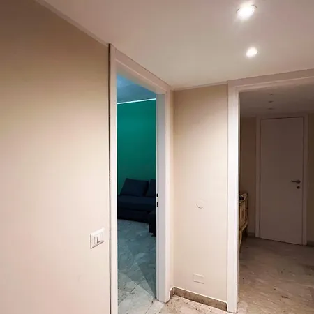 Atene House Appartament Zona Cimiano - Daire *