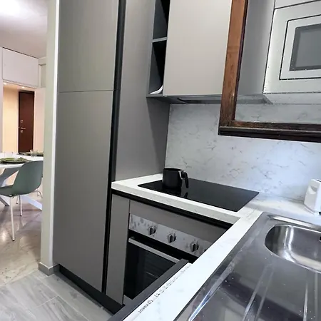 Atene House Appartament Zona Cimiano - Daire
