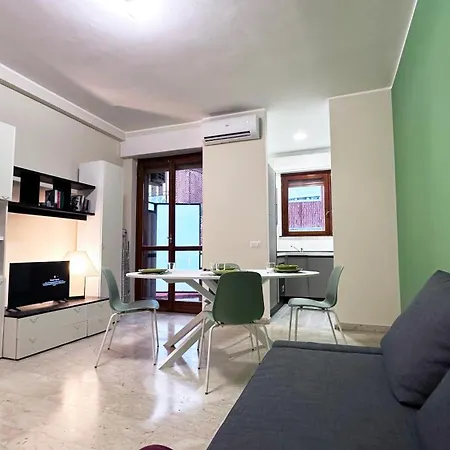 Atene House Appartament Zona Cimiano - Daire