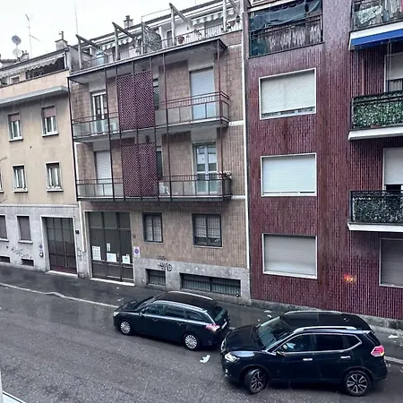 Daire Atene House Appartament Zona Cimiano - Milano